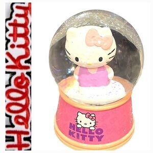 Hello Kitty By Sanrio Pink Glitter Snow Globe